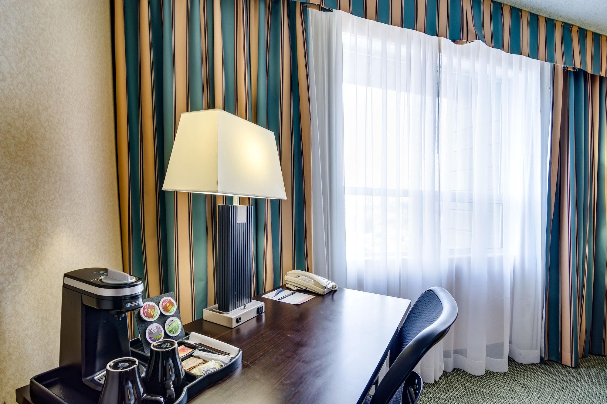 Sawridge Inn And Conference Centre Edmonton South المظهر الخارجي الصورة