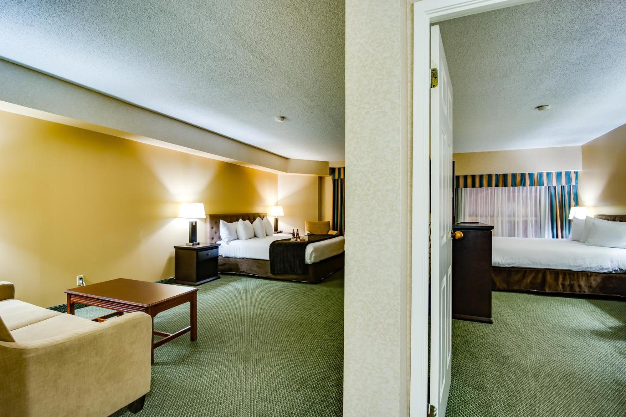 Sawridge Inn And Conference Centre Edmonton South الغرفة الصورة