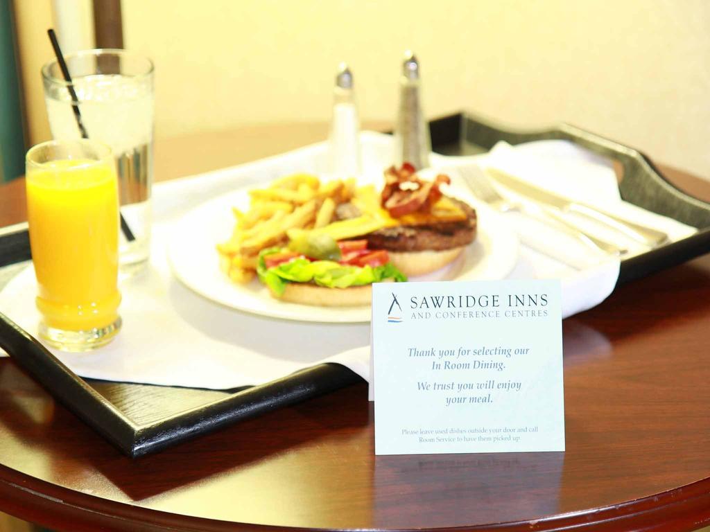 Sawridge Inn And Conference Centre Edmonton South المظهر الخارجي الصورة