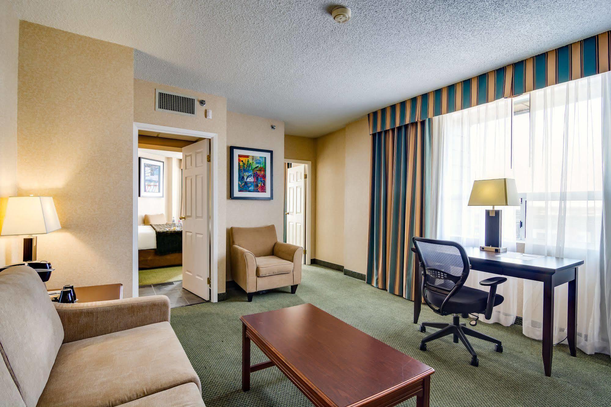 Sawridge Inn And Conference Centre Edmonton South المظهر الخارجي الصورة