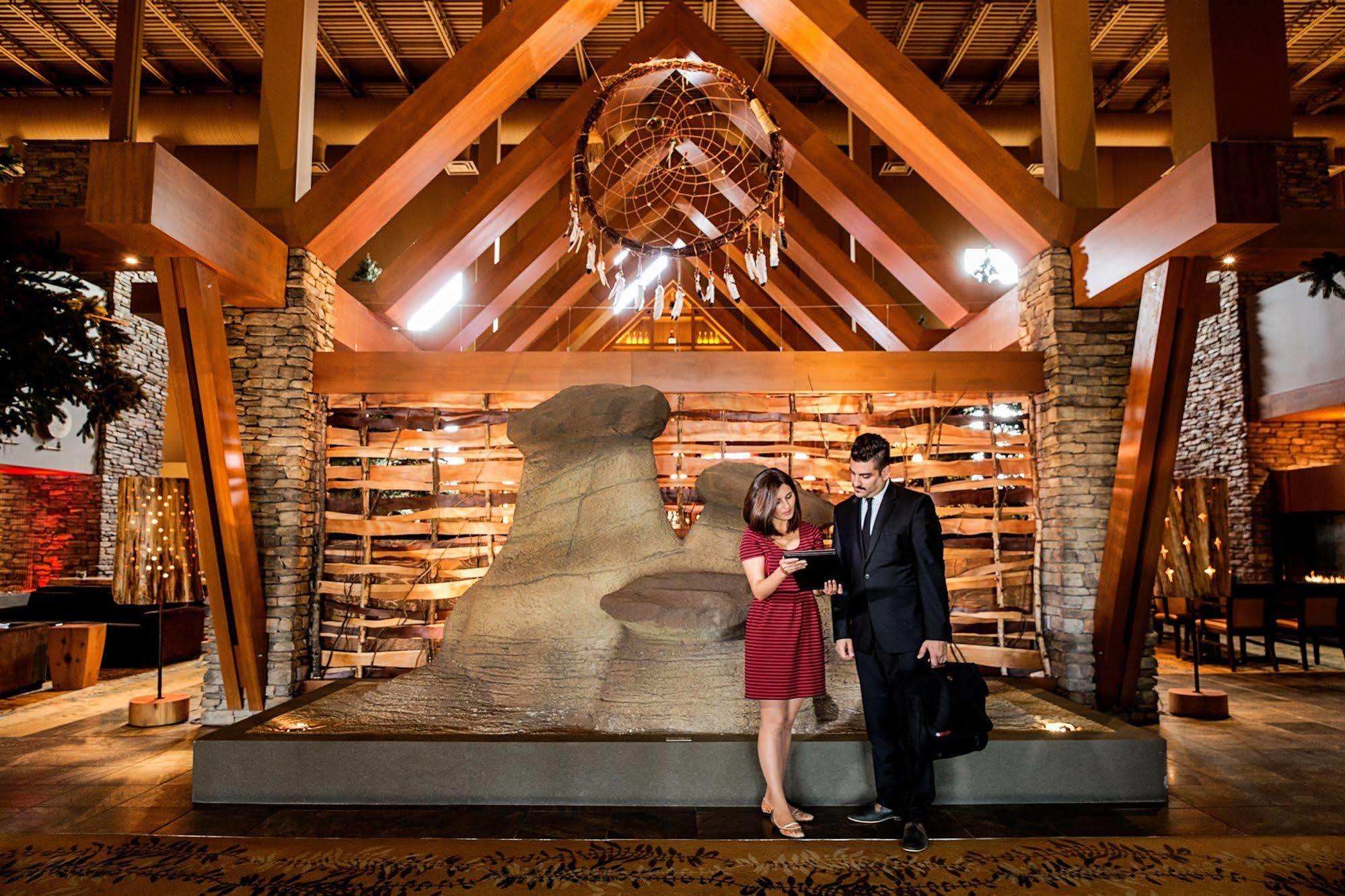 Sawridge Inn And Conference Centre Edmonton South المظهر الخارجي الصورة