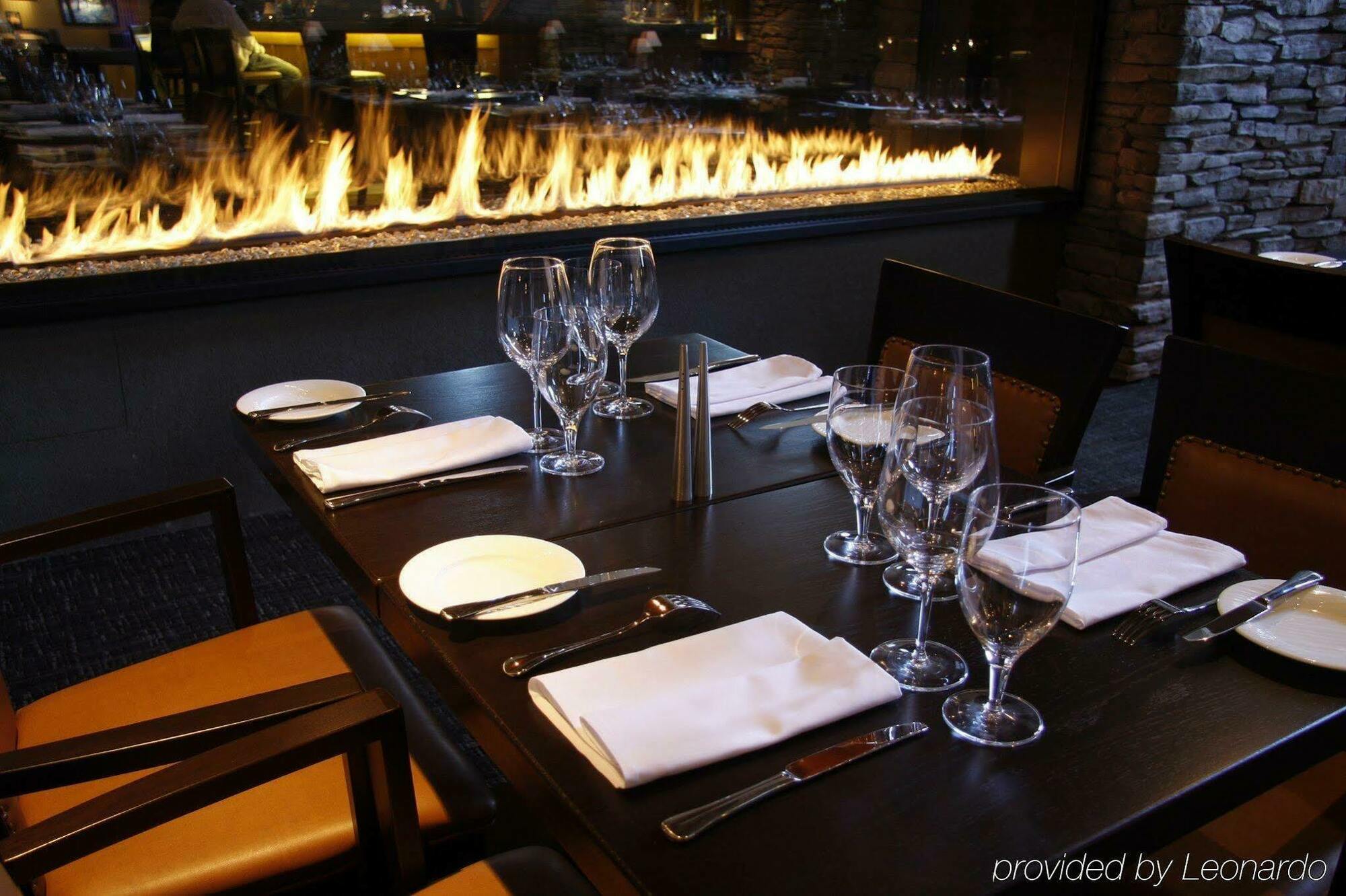Sawridge Inn And Conference Centre Edmonton South المطعم الصورة